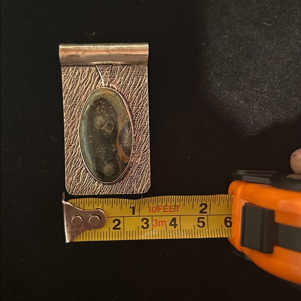 Brutalist design style pendant. Silver - Picture 5 of 6